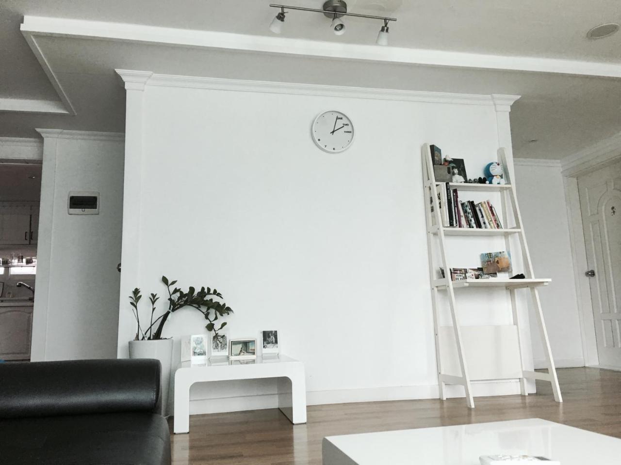 Nana House Hotel Seoul Bagian luar foto