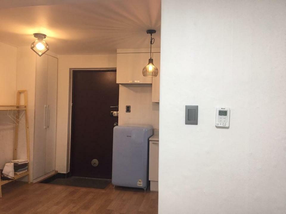 Nana House Hotel Seoul Bagian luar foto